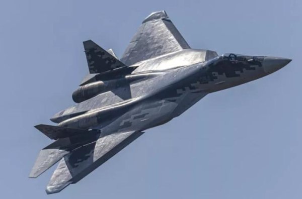 热丰网 美俄元首即将会晤，美媒爆料：苏-57与F-22战机可能在阿拉斯加空域首次正面相遇